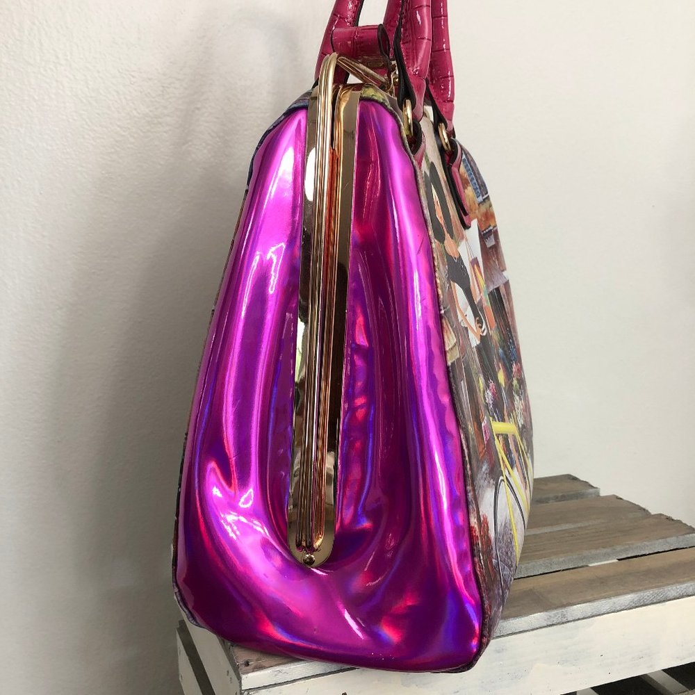 Unique Statement "Style" Handbag - Picture 4 of 9
